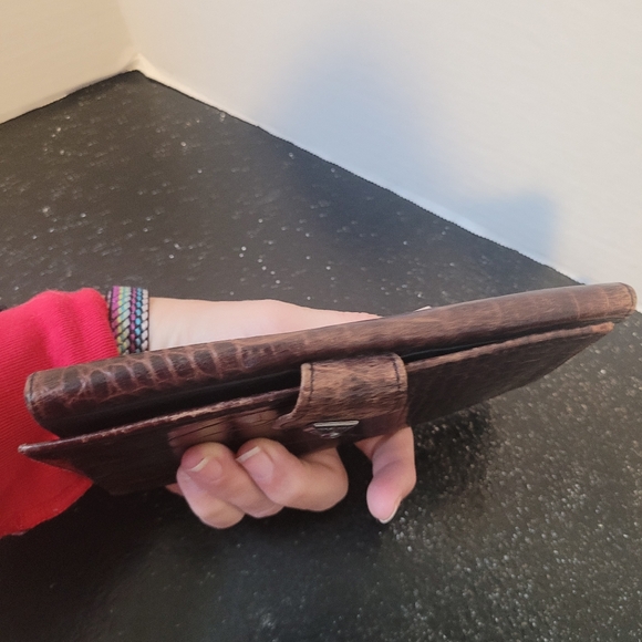 Brighton Brown Wallet - Picture 6 of 9